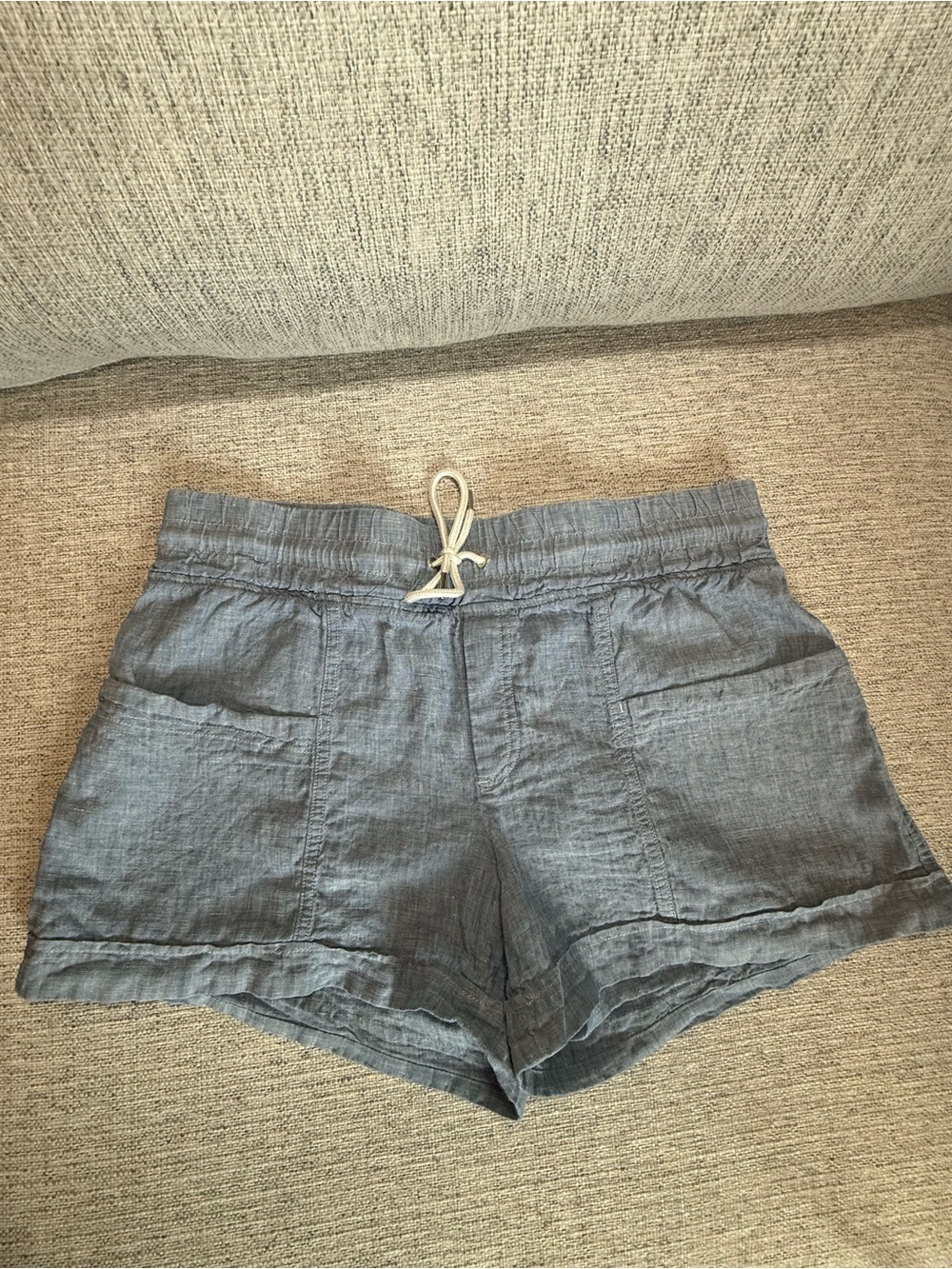 Athleta Cabo Linen 4” Shorts Size 14 White Drawstring